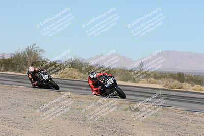 media/Dec-07-2025-CVMA (Sun) [[3e7d2de5dc]]/Race 4-Supersport Middleweight/